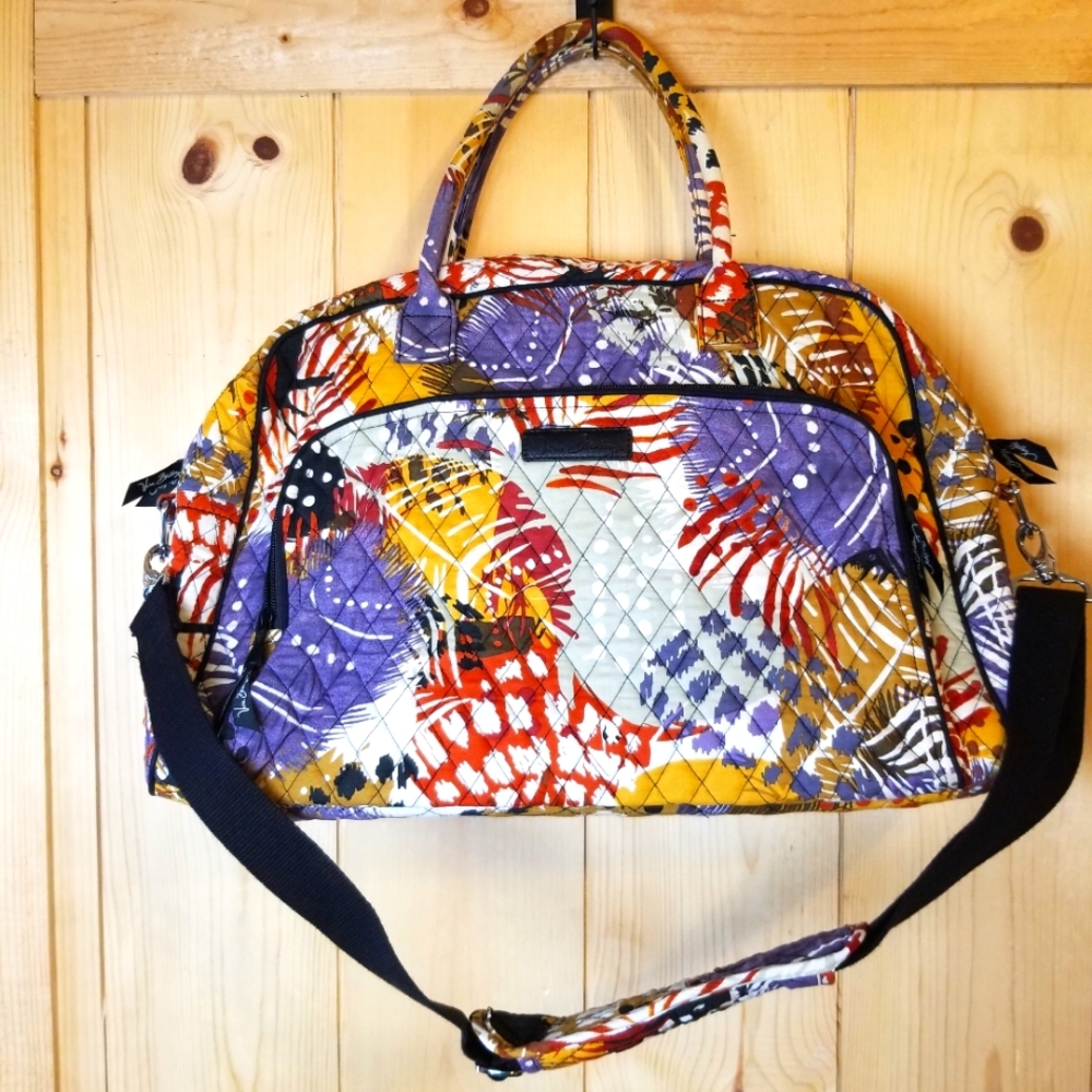 Vera Bradley Weekender "Painted Feathers" Grand Traveler Duffel Bag NWOT